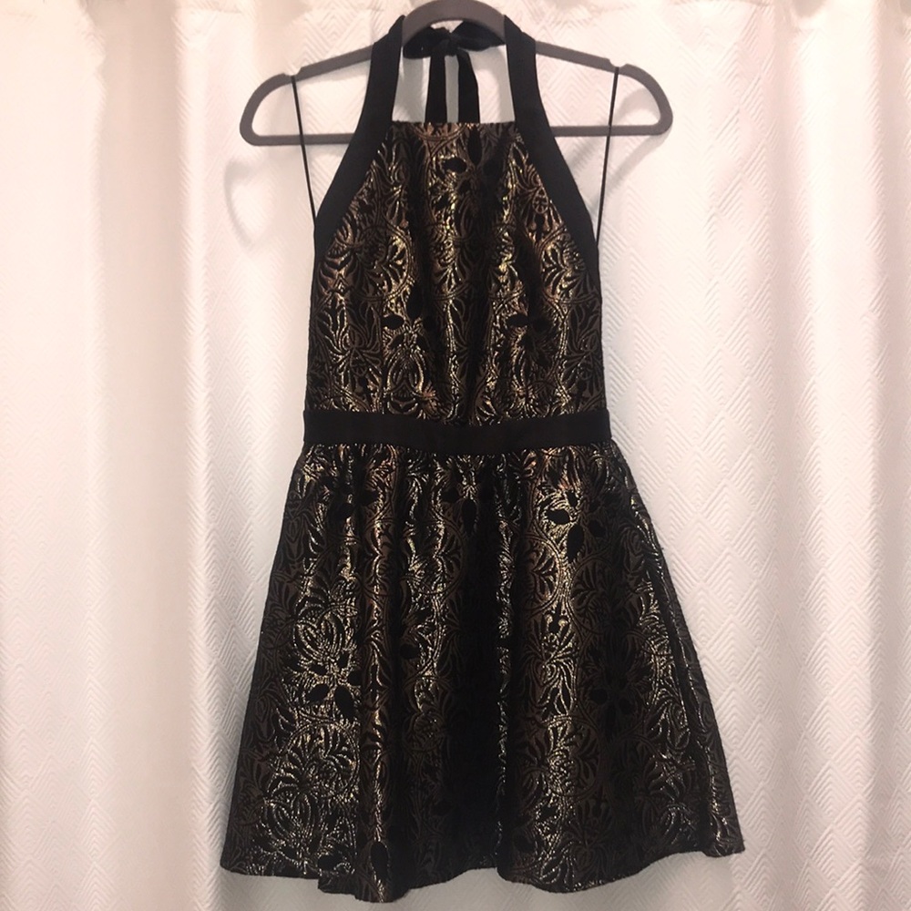 Black and Gold Holiday Dress 🎄